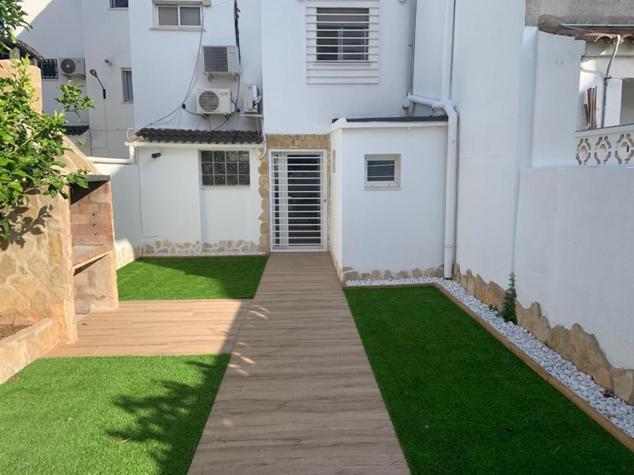Nuevo Apartamento Moderno En Benicasim Con Terraza Y A Minutos De La Playa Benicàssim Eksteriør billede