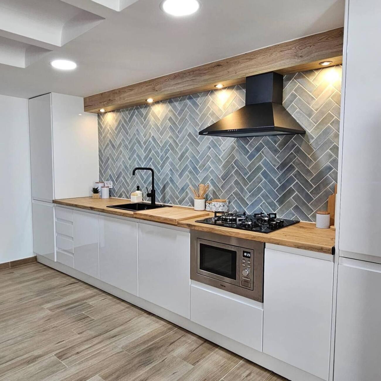 Nuevo Apartamento Moderno En Benicasim Con Terraza Y A Minutos De La Playa Benicàssim Eksteriør billede